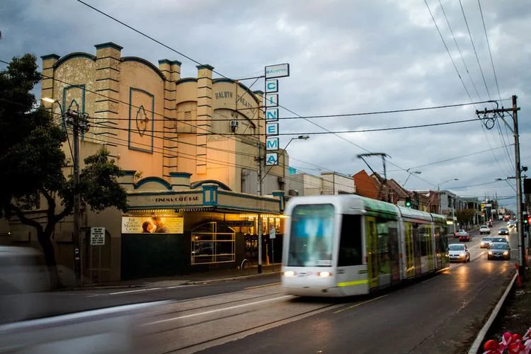 Balwyn streetscape and local homes