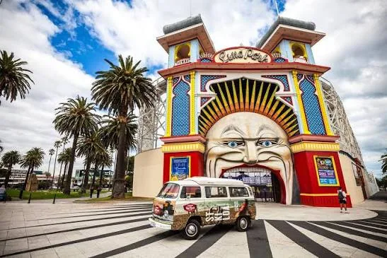 St Kilda landmark and local streetscape
